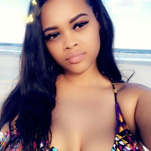 Meet your Posher, Molly